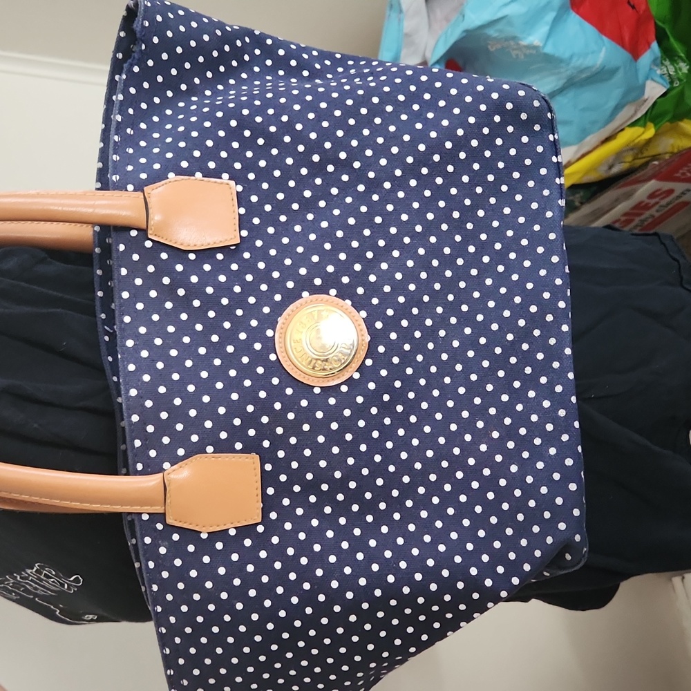 Small capezio shoulder bag